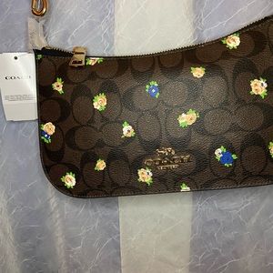 Coach Jes Baguette In Signature Canvas With Vintage Mini Rose Print